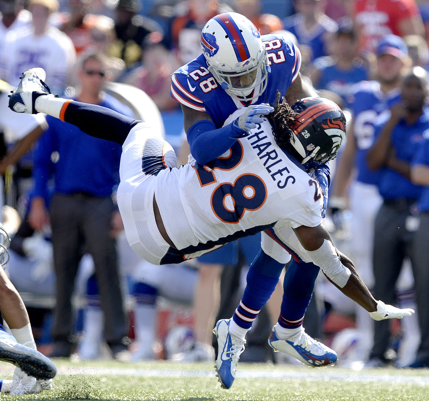 Broncos Bills Football